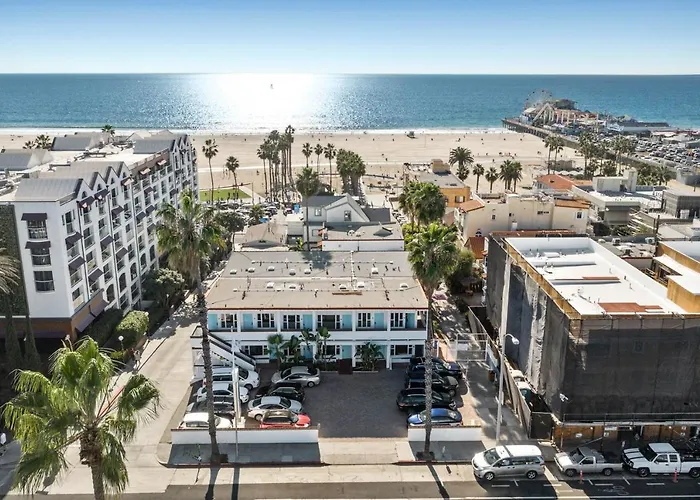 Sea Blue Hotel